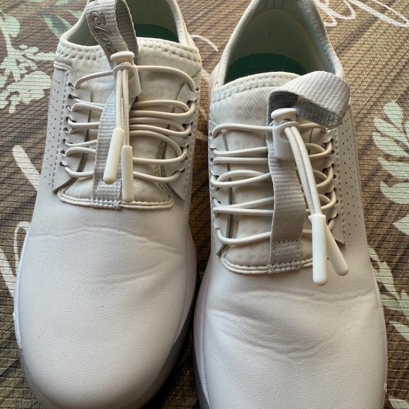 Shoes - Picture 1 of 5